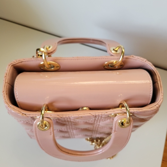 Pink Handbag - Picture 5 of 7